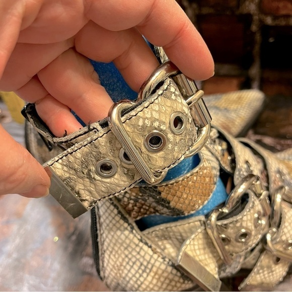 Jeffrey Campbell Cacares Snakeskin Ankle Boots 3 Buckles Moto Chunk Heel SZ 6.5 - Picture 7 of 15